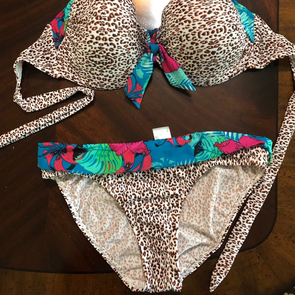 Venus Bikini